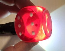 Heute Top Preis: 2x bespielte Spielwürfel je ca. 42mm, 85gr. und 83gr. Lesen!