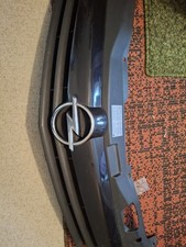 Opel Astra H  Kühlergrill