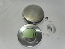 Küchenwaage  und  Wanduhr   silberfarben   von Tchibo   Funktionsfähig   Fotos