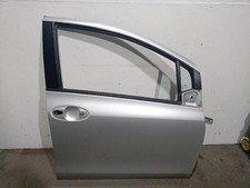 670010D170 tür vorne rechts