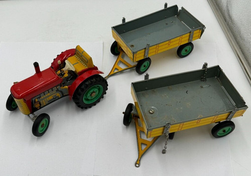 Blechspielzeug traktor mit - blechspielzeug,