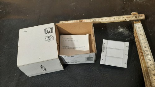 Stück gira 5113 - :,