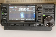 ICOM 705 HF/50/144/430MHz 10W