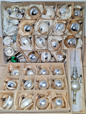 Alter Christbaumschmuck Baumbehang - 40 Teile - Kugeln Glocken Zapfen Spitze