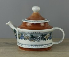 Goebel Burgund Teekanne Kanne