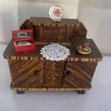 Antiker puppenhaus schrank - puppenhaus,