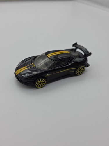 Hot wheels lotus - hot,