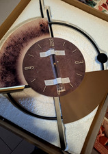 Diese Wanduhr „Eye Clock“