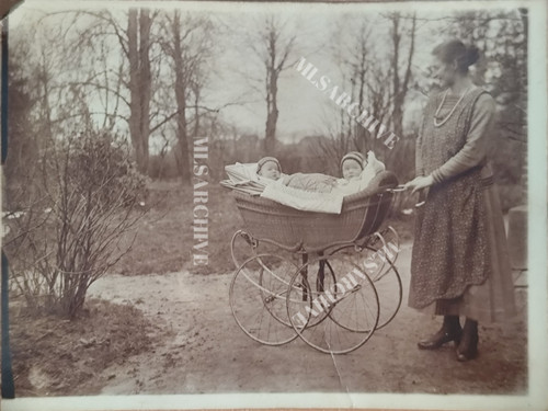 Foto kinderwagen alt - foto, antik