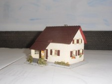 Faller 205 Haus mit Windfang, 50er Jahre in Gemischtbauweise