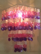 Deckenlampe / Deckenleuchte, Muschelleuchte aus hunderten Capiz, Perlmutt Plät