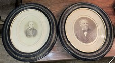 2 antike ovale Bilderrahmen