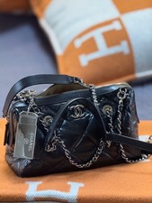 CHANEL Shoppingtasche