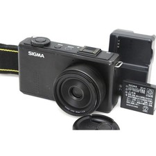 Sigma DP2 Merrill Kamera - -