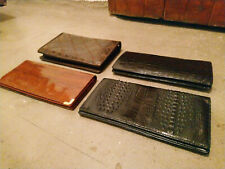 Konvolut 4 flache Damen Handtaschen / XXL-Geldbörsen Kroko-Optik Vintage Retro