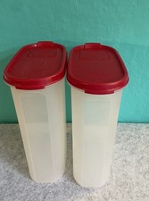 Tupperware Eidgenossen, rot. 2 x 2,3 l mit 1 tlg Deckel (1 Öffnung) schließt gut