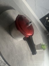 Schnellkochtopf  Topf