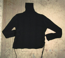 rollkragen pullover rolli schwarz  gold rippmuster geschnürt s. oliver L  42-44