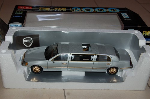 Lincoln limousine 2000 - 1:18,