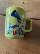 Nesquik Nestle Schokoladentasse#gelber Hase mit Megaphone#Neu