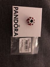 Brandneu Original Pandora mattiertes rotes Muranoglas und Herz Charm - 792497C01