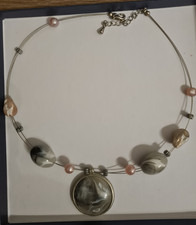 schöne Halskette  rosa-grau