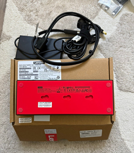 Lenovo thinkpad universal - lenovo,