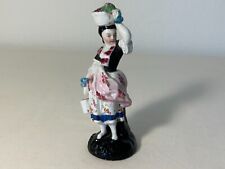 sehr alte Porzellanfigur