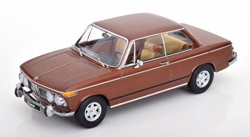 Scale bmw 2002 - 1:18,