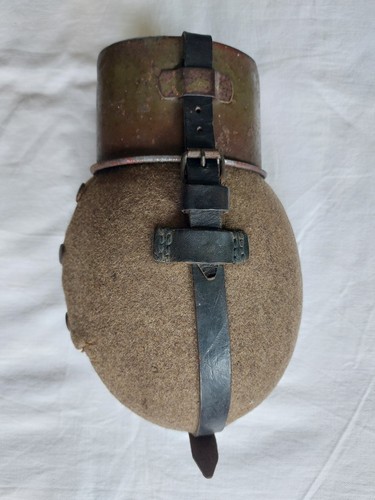 Feldflasche mit