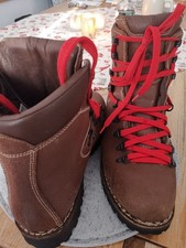 Bergschuhe Dachstein