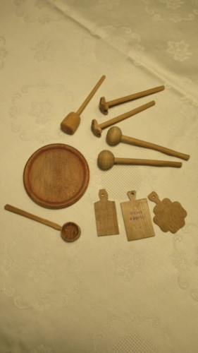 Puppenstuben holz geschirr - -, holz-geschirr