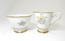 Zuckerschale und Sahnekännchen Porzellan Royal Stafford Bone China Made England