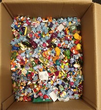 Über 1100 Ü-Eier Figuren Konvolut,Puzzle,Hütchenaufkleber,Beipackzettel,Sätze