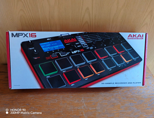 Akai professional mpx16 - professional,