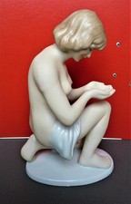 Porzellan figur Akt die