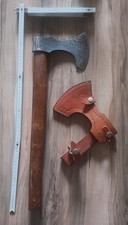 Wikinger Streit-Axt handgefertigt + Fahne