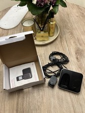 Ladeschale mit Netzteil für