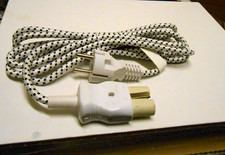 Heißgeräte Anschlusskabel alte Norm für Hörnchen- und Waffeleisen usw. 2,8m.