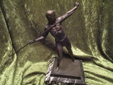 BRONZE FIGUR / STATUETTE