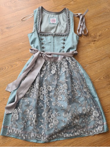 Marjo dirndl glowing - marjo,