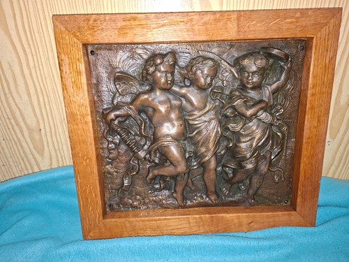 Wandplakette aus bronze frau - bronze,
