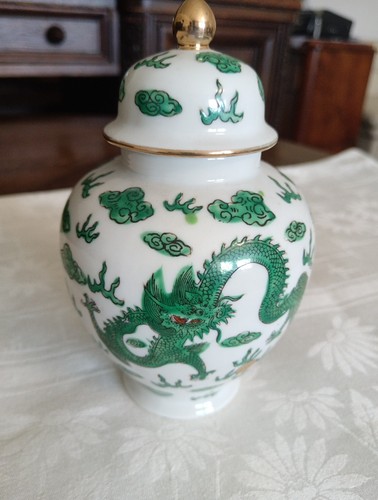 Asiatische vase mit schönem - vase,
