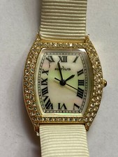 Ratius - top Design  - Quartz