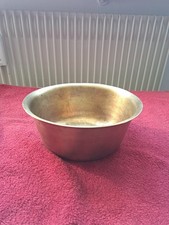 Schüssel, goldfarben aus Tombak, antik , auf einem Bauernhof gefunden 