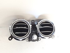 Luftdüse mitte rechts in