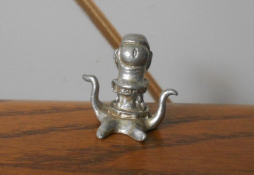 Kang metal monopoly token - kang,