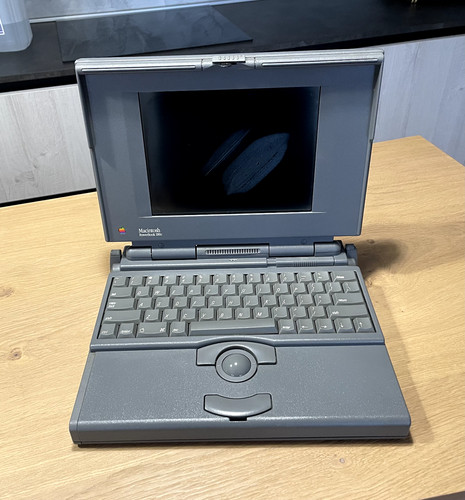 Apple macintosh powerbook 180c - powerbook,