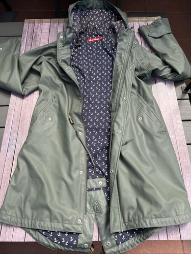 Derbe regenjacke gefüttert - derbe,
