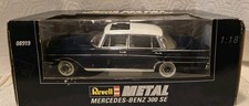 1/18 Revell Mercedes-Benz 300